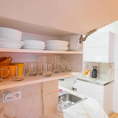 Apartment Jet Hottub - Washer&dryer - 12min Center - 160mbs Wifi Prague