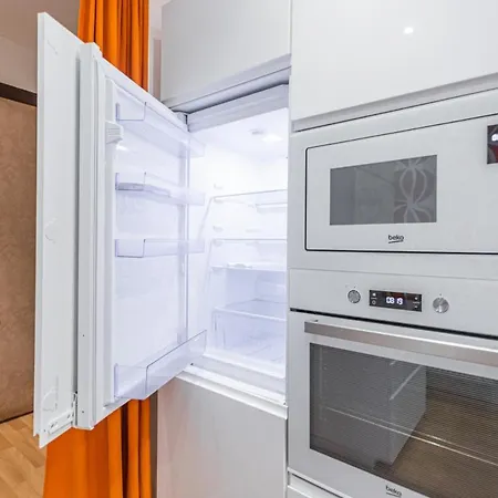Apartment Jet Hottub - Washer&dryer - 12min Center - 160mbs Wifi Prague